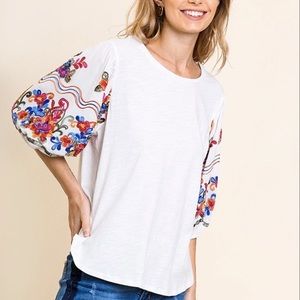 UMGEE Floral Embroidered Boho Puff Sleeve Top ✨